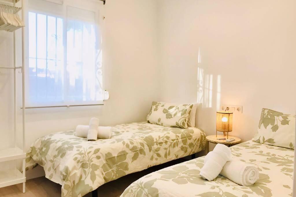 Andalucia I & Balcony By Ele Apartments Малага Екстериор снимка